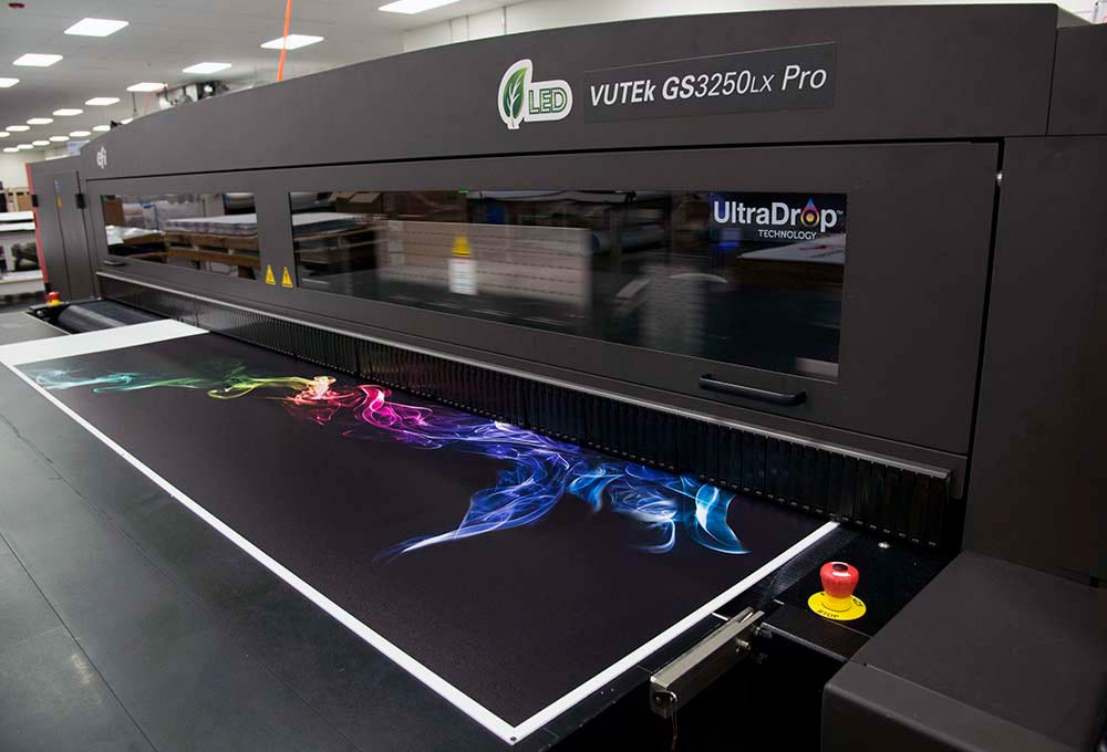 Latex/UV roll-to-roll & flatbed printing